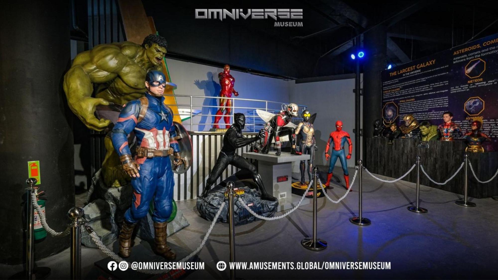 Holiday Inn & Suites Makati By Ihg Makati City Exterior photo Marvel Super Heroes